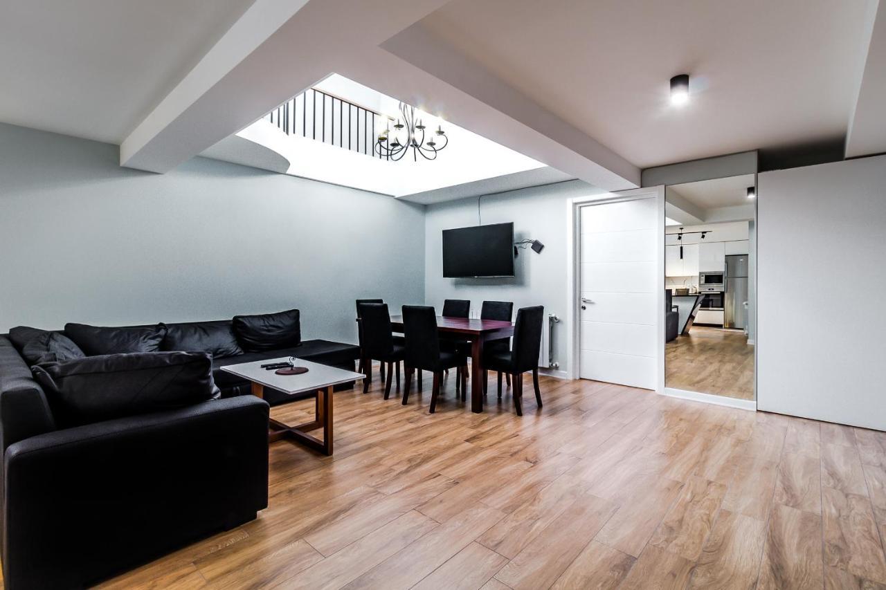 Modern Apartment In Old تبليسي المظهر الخارجي الصورة