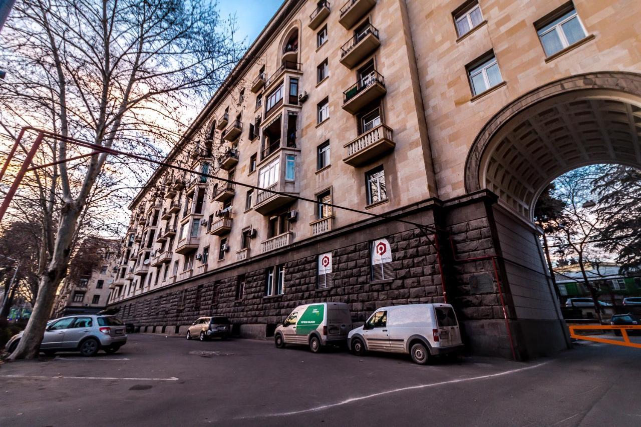 Modern Apartment In Old تبليسي المظهر الخارجي الصورة