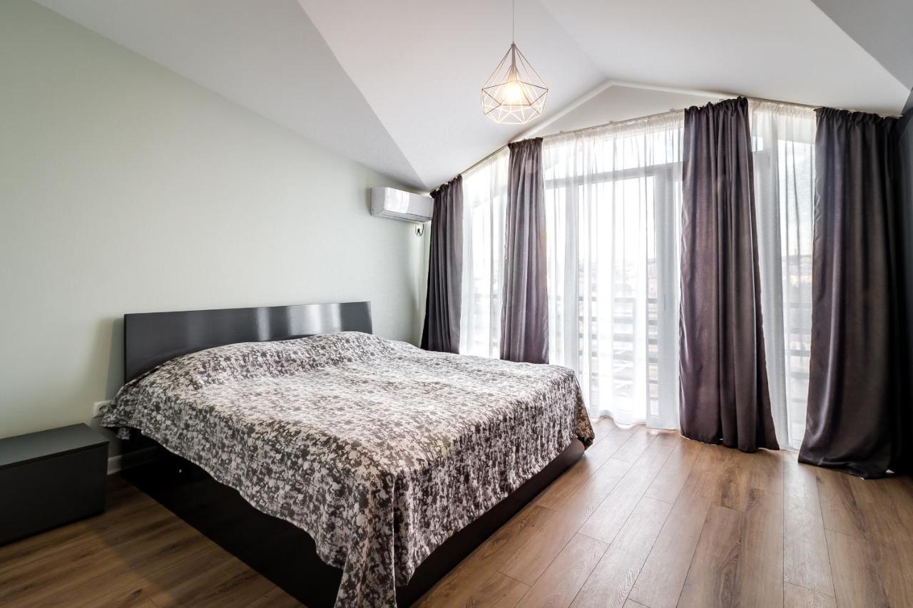 Modern Apartment In Old تبليسي المظهر الخارجي الصورة