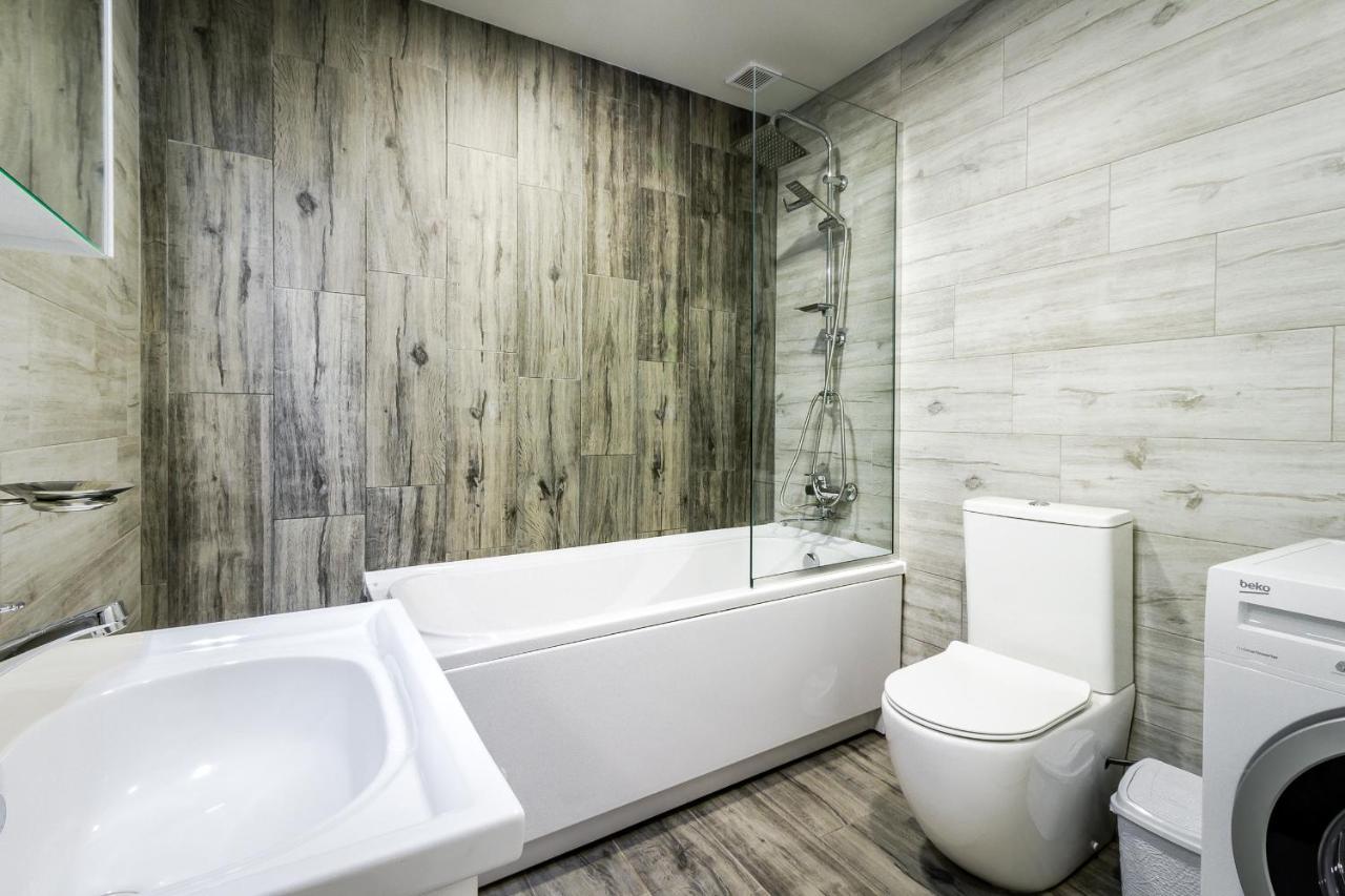 Modern Apartment In Old تبليسي المظهر الخارجي الصورة
