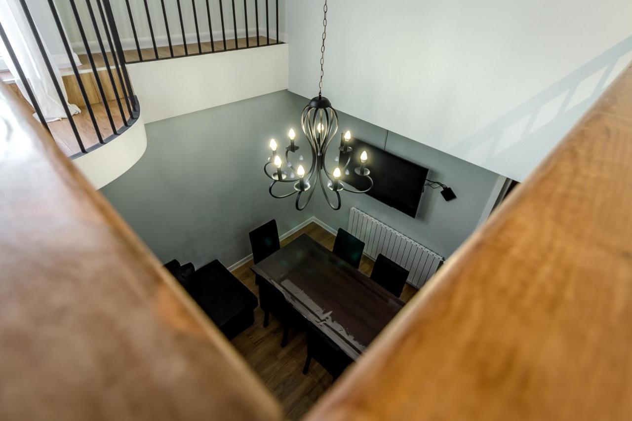Modern Apartment In Old تبليسي المظهر الخارجي الصورة