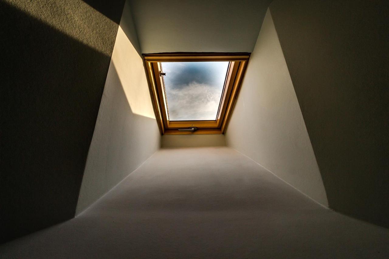 Modern Apartment In Old تبليسي المظهر الخارجي الصورة